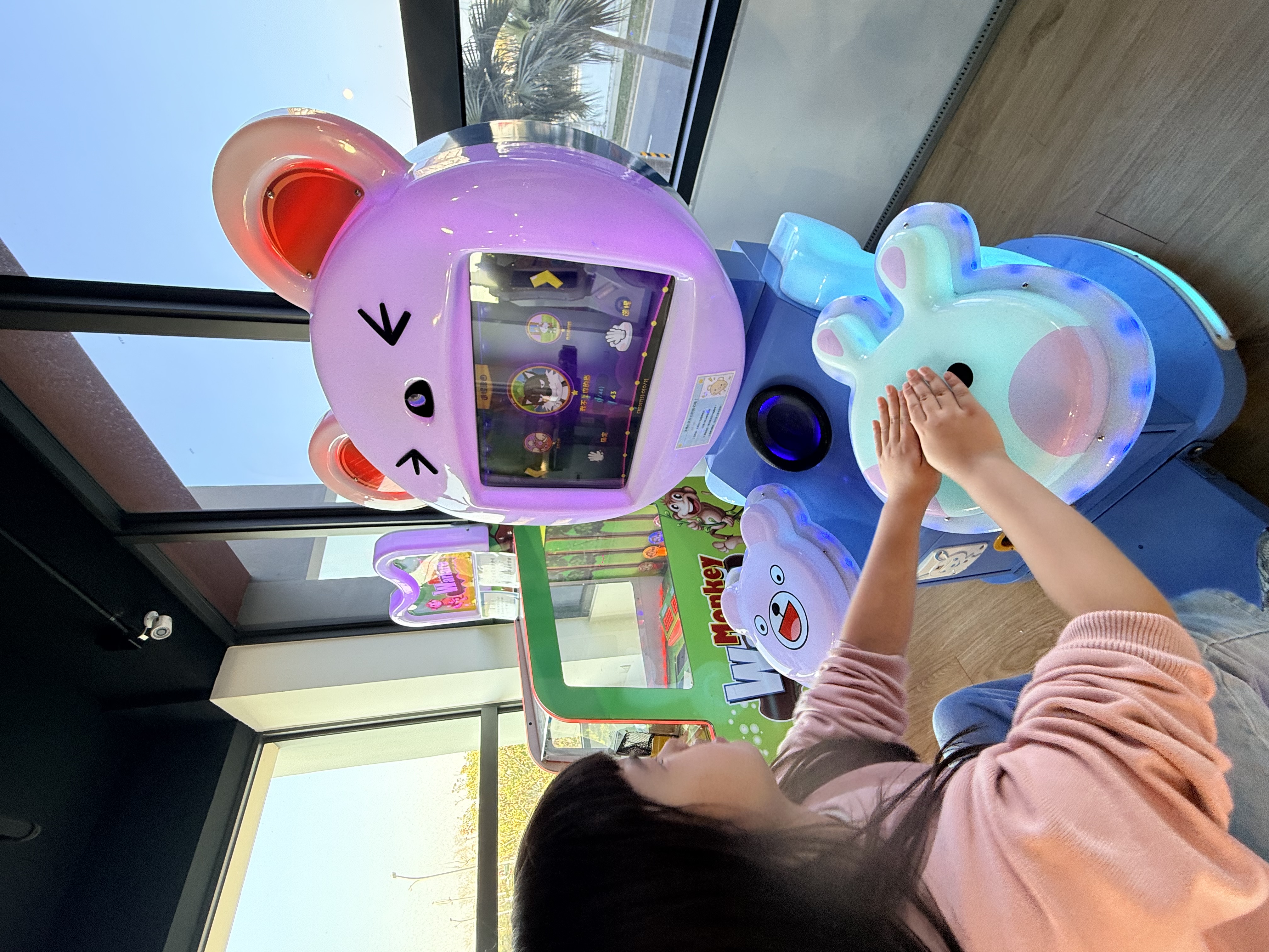 Celia 玩街機節奏遊戲